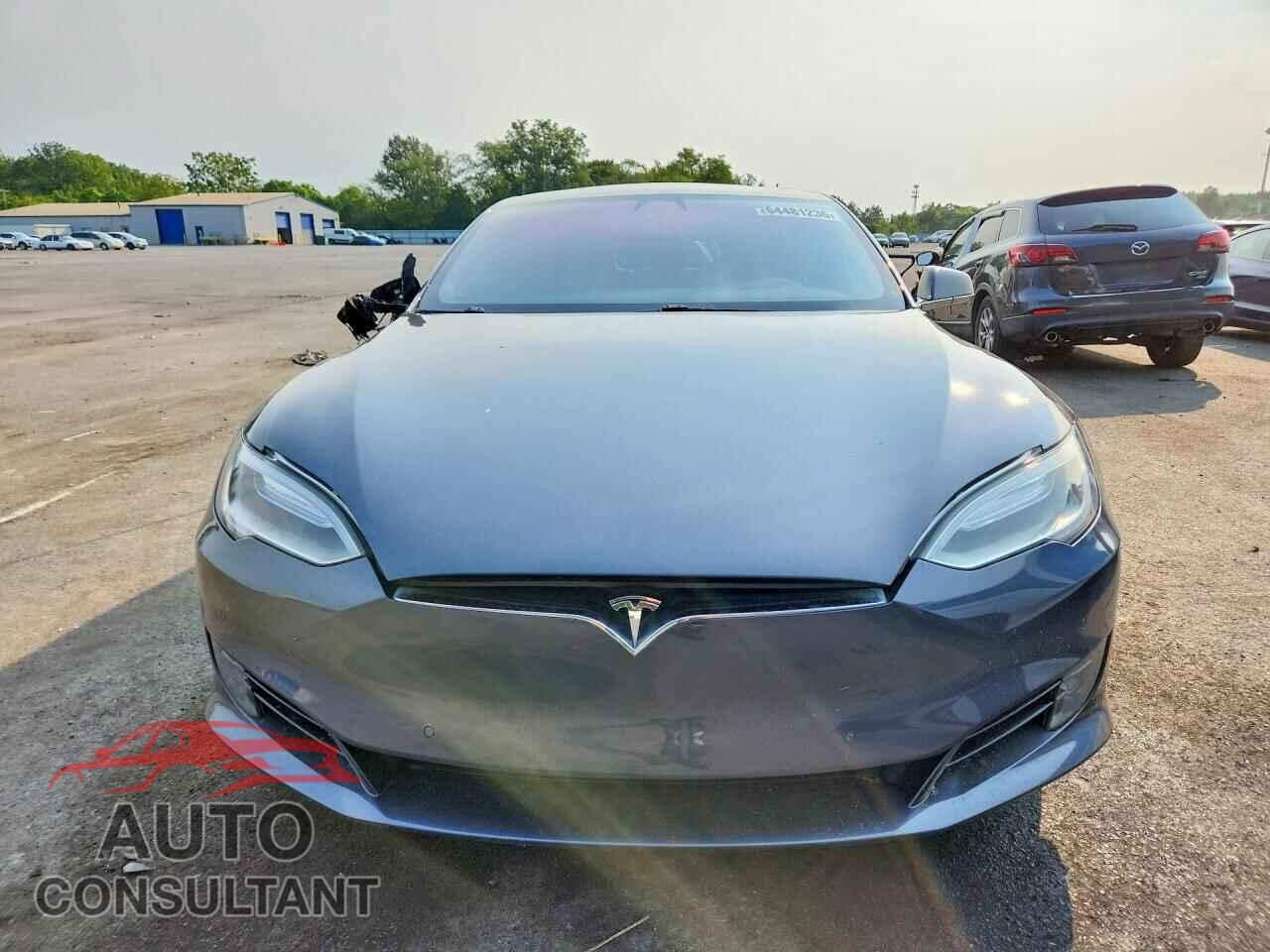 TESLA MODEL S 2017 - 5YJSA1E15HF200057