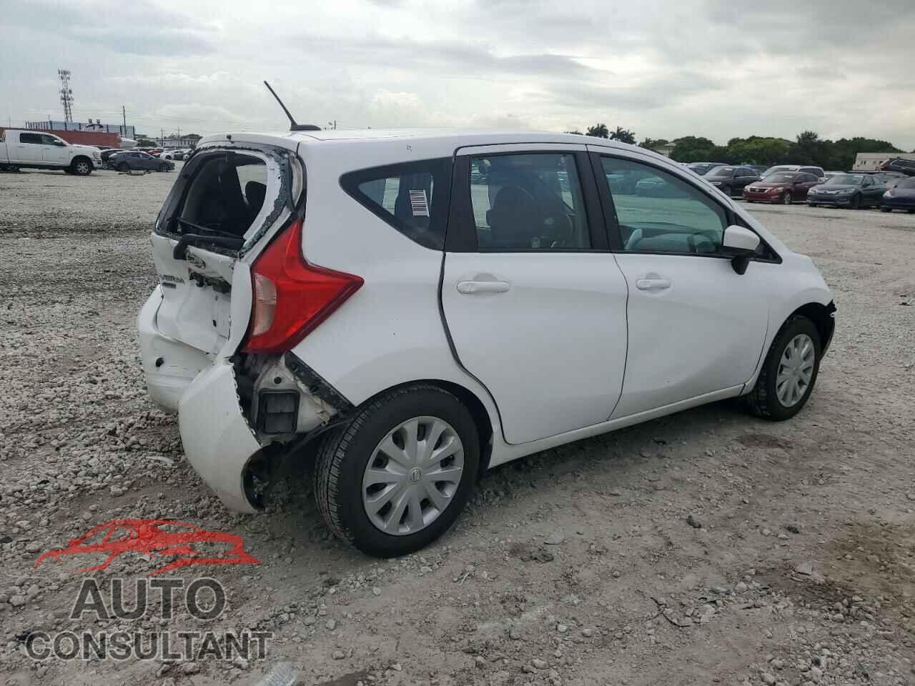 NISSAN VERSA 2016 - 3N1CE2CPXGL352411