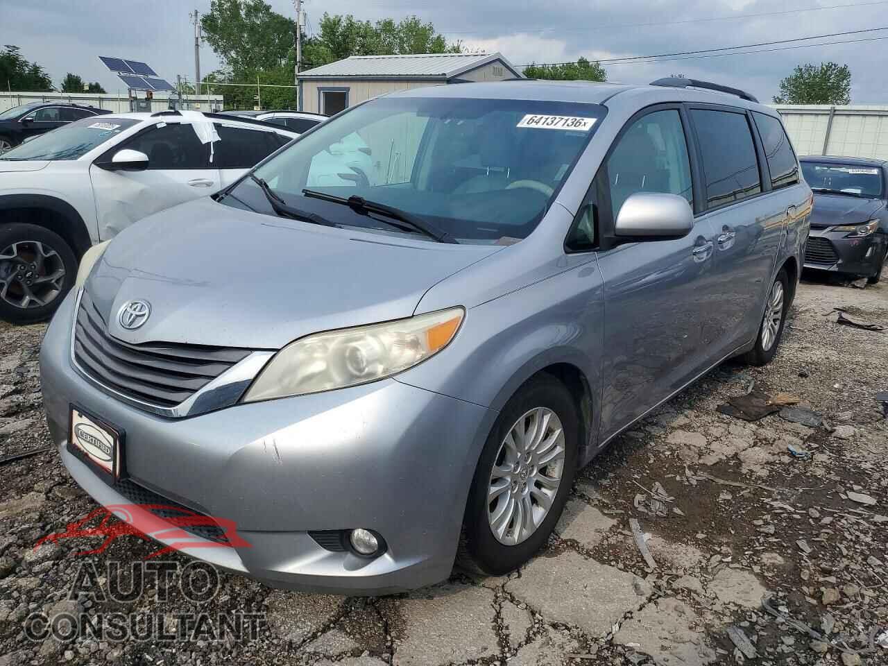 TOYOTA SIENNA 2011 - 5TDYK3DC6BS039551