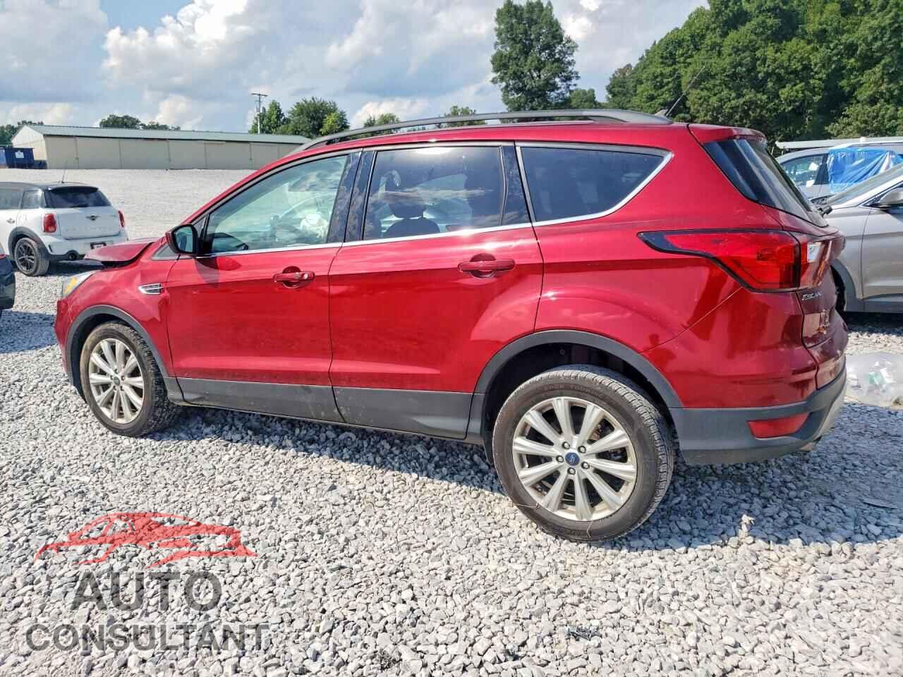 FORD ESCAPE 2019 - 1FMCU0HD4KUB47910