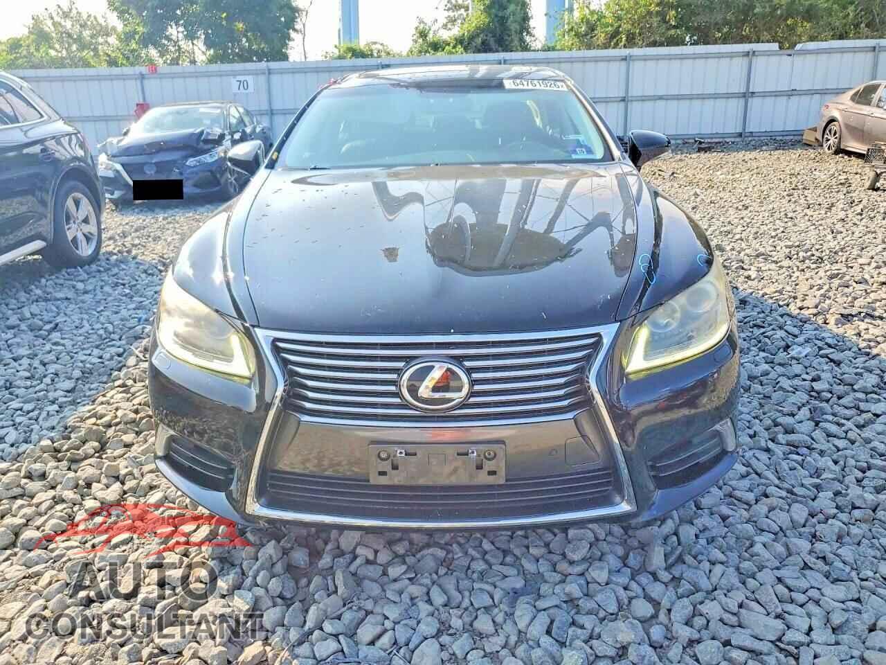 LEXUS LS460 2013 - JTHCL5EF6D5018539
