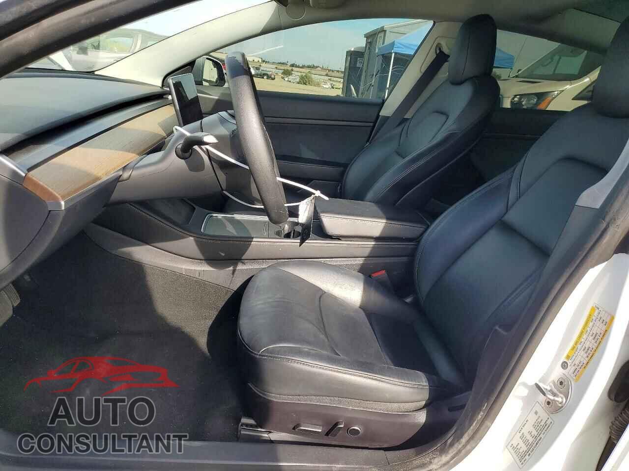 TESLA MODEL 3 2021 - 5YJ3E1EA2MF874444