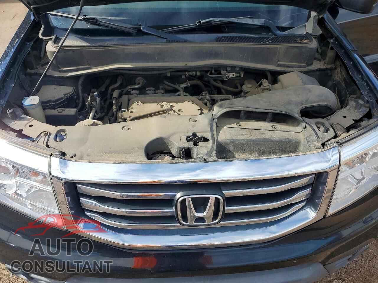 HONDA PILOT 2012 - 5FNYF4H2XCB010832