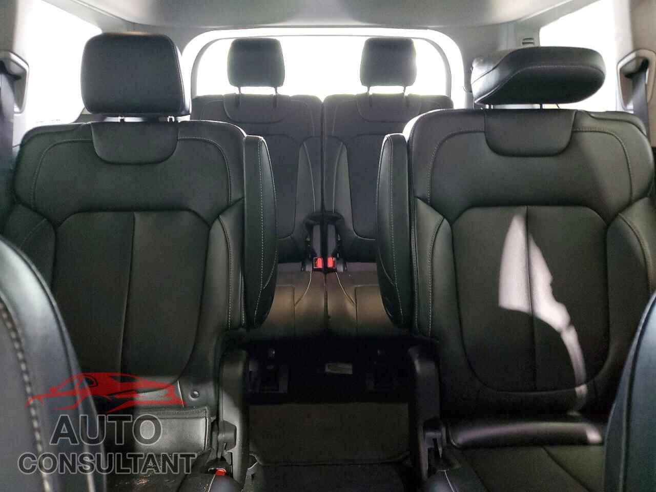 JEEP CHEROKEE 2023 - 1C4RJKBG5P8819818