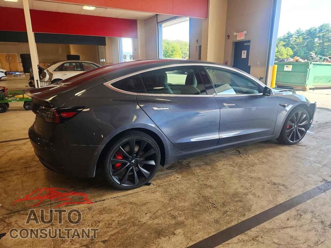 TESLA MODEL 3 2018 - 5YJ3E1EB2JF184410