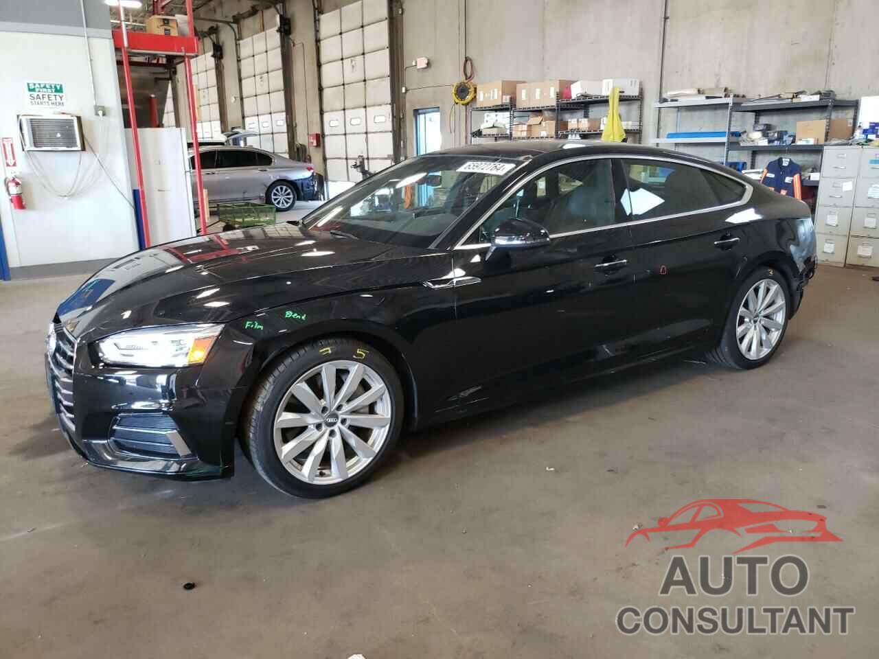 AUDI A5 2018 - WAUANCF52JA136617