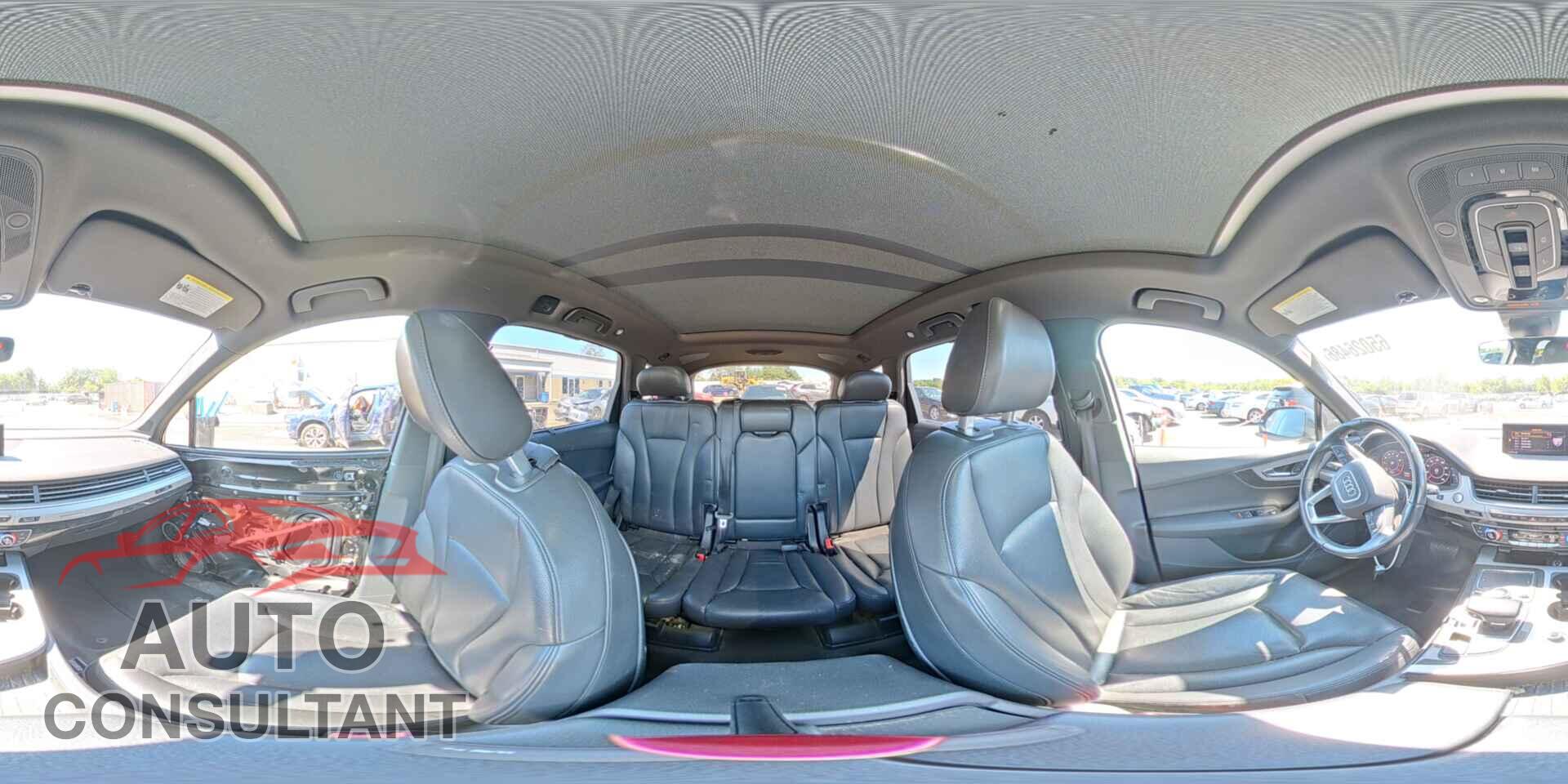 AUDI Q7 2018 - WA1LHAF76JD044802
