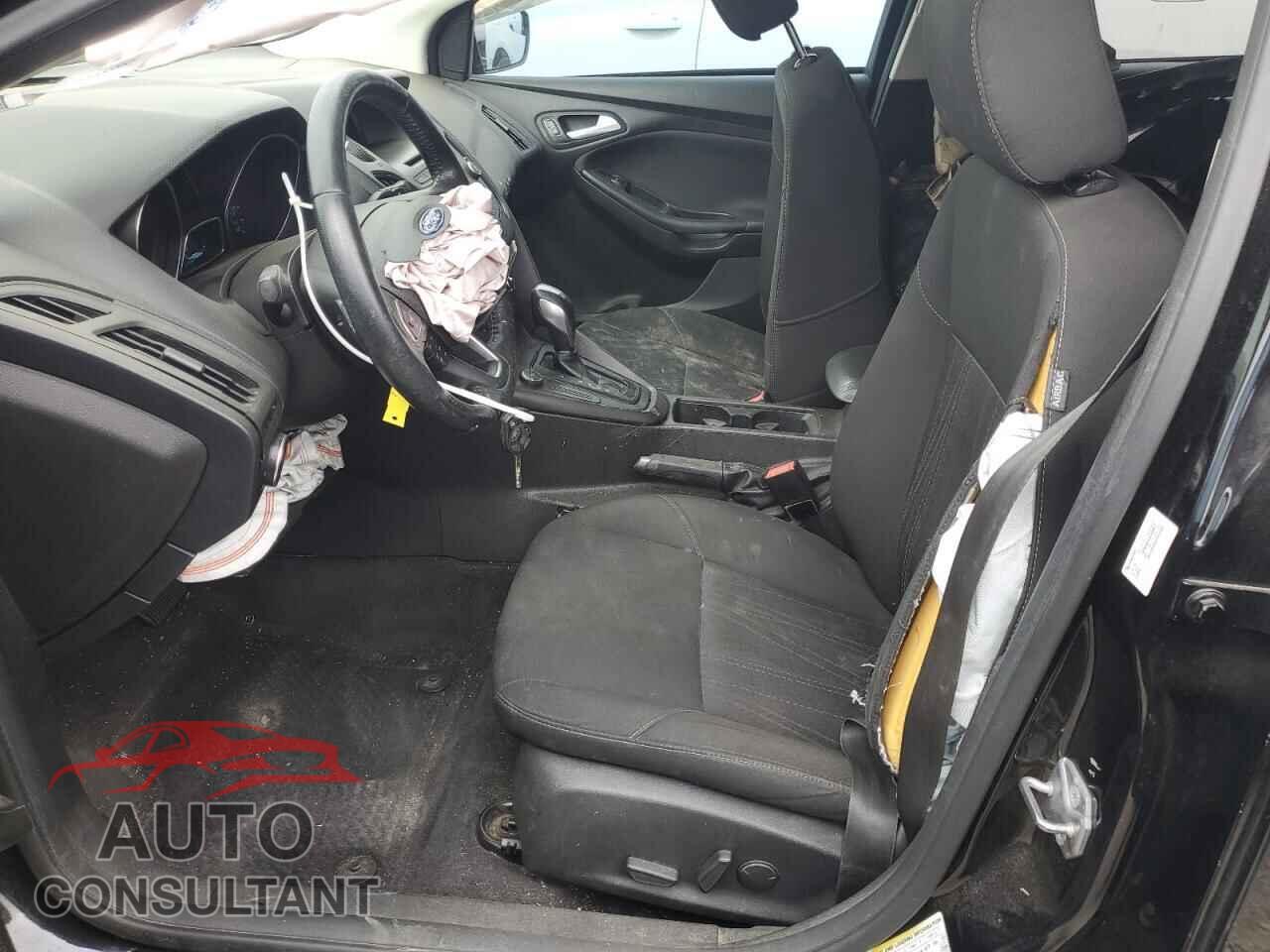 FORD FOCUS 2016 - 1FADP3F29GL203376
