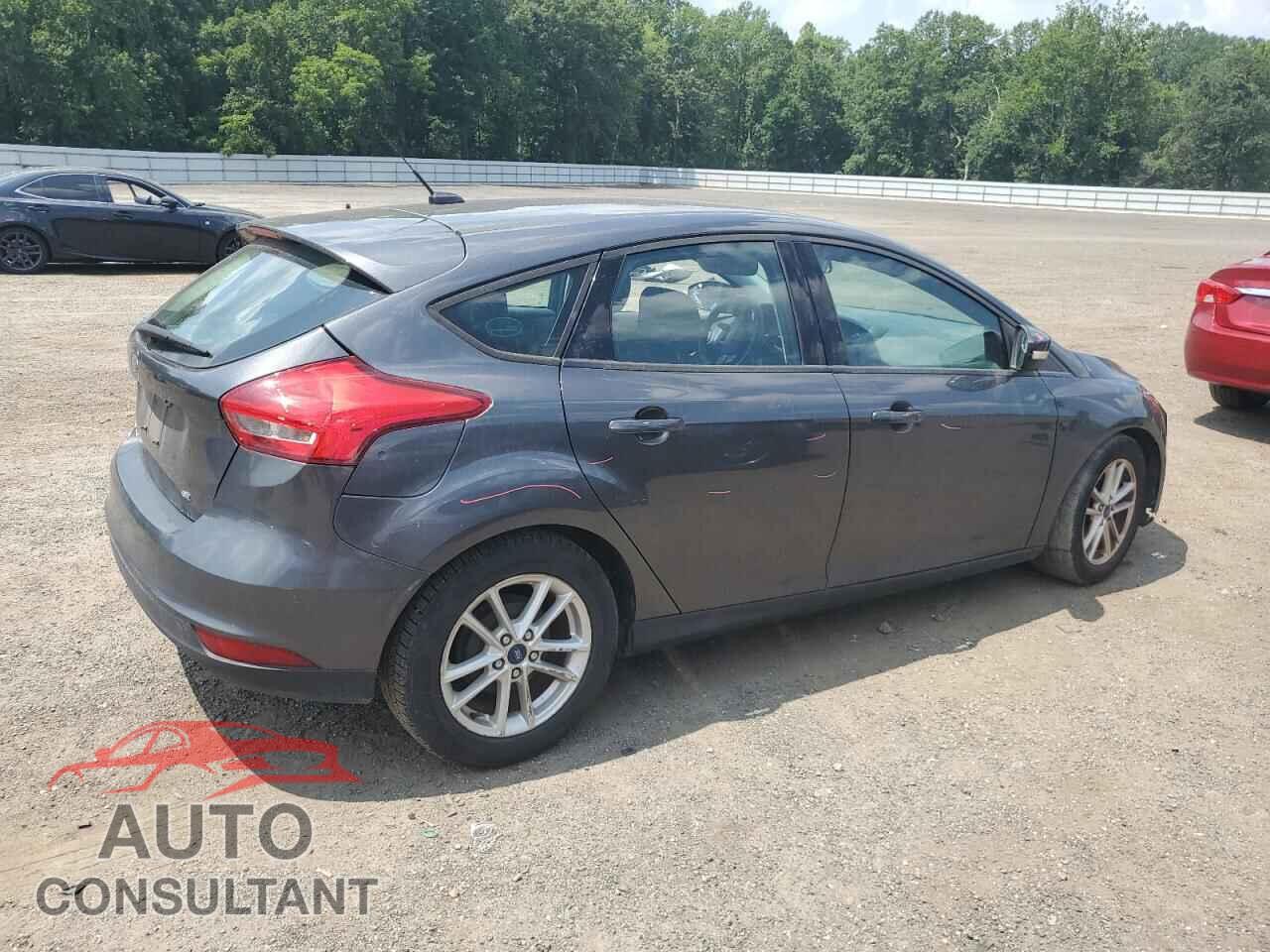 FORD FOCUS 2017 - 1FADP3K23HL240821
