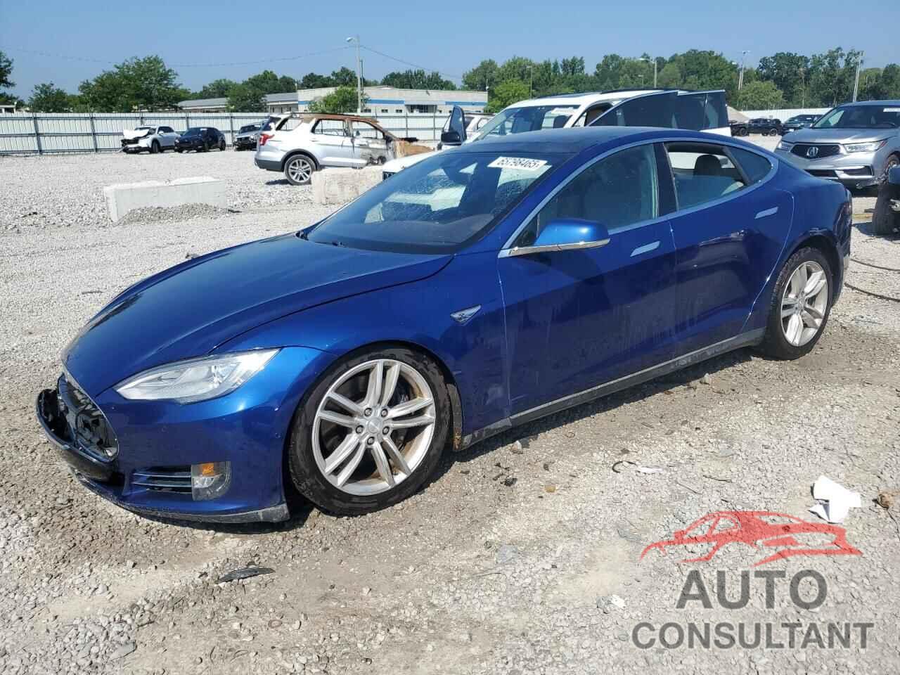 TESLA MODEL S 2015 - 5YJSA1E22FF111973