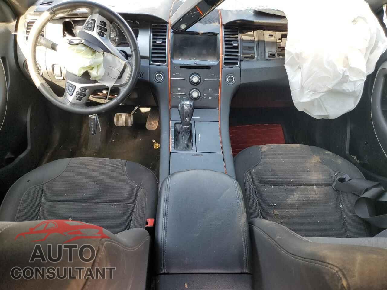 FORD TAURUS 2015 - 1FAHP2E87FG203093