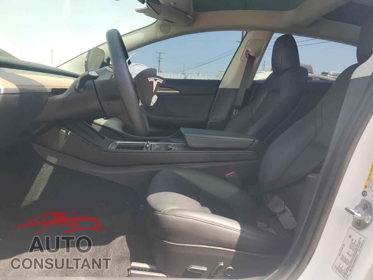 TESLA MODEL 3 2023 - 5YJ3E1EA0PF679107