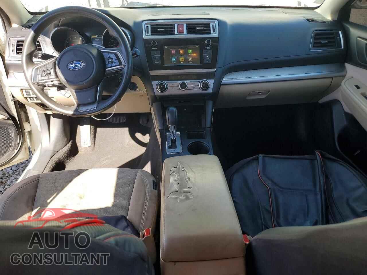 SUBARU LEGACY 2018 - 4S3BNAB63J3029039
