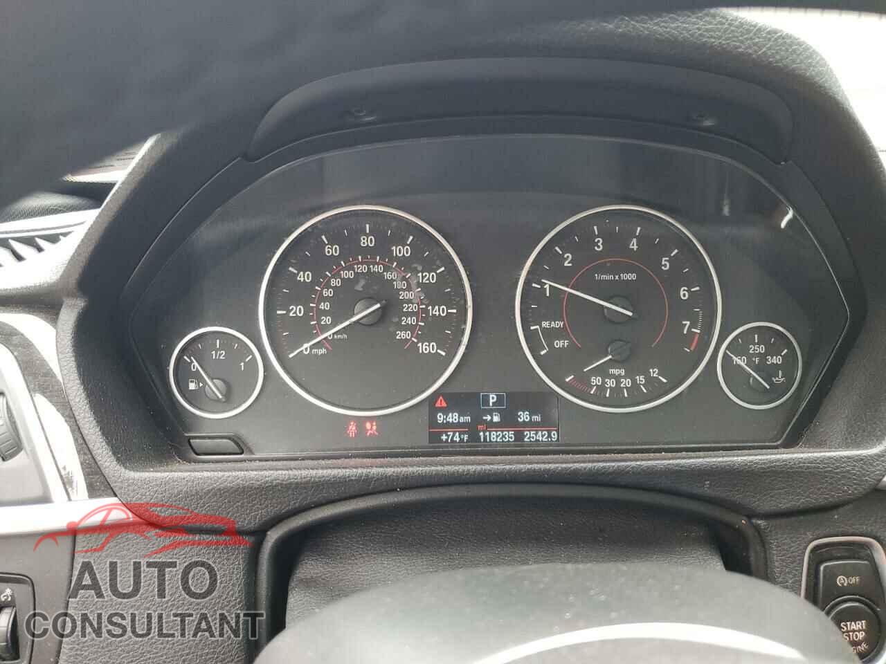 BMW 3 SERIES 2016 - WBA8E3G54GNU04470
