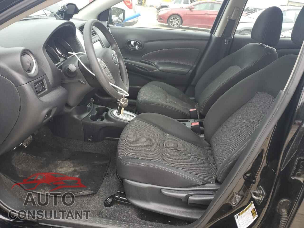 NISSAN VERSA 2019 - 3N1CN7AP3KL868585