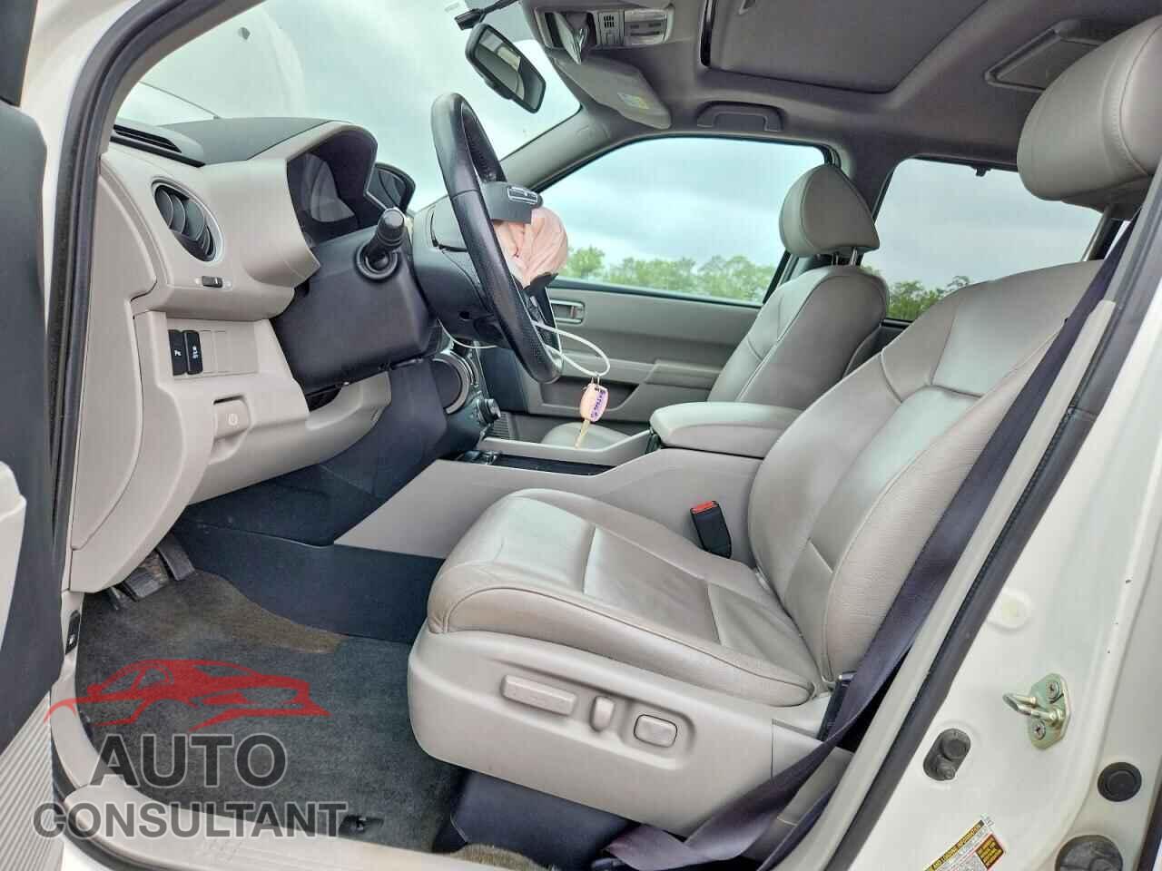 HONDA PILOT 2014 - 5FNYF4H99EB027346