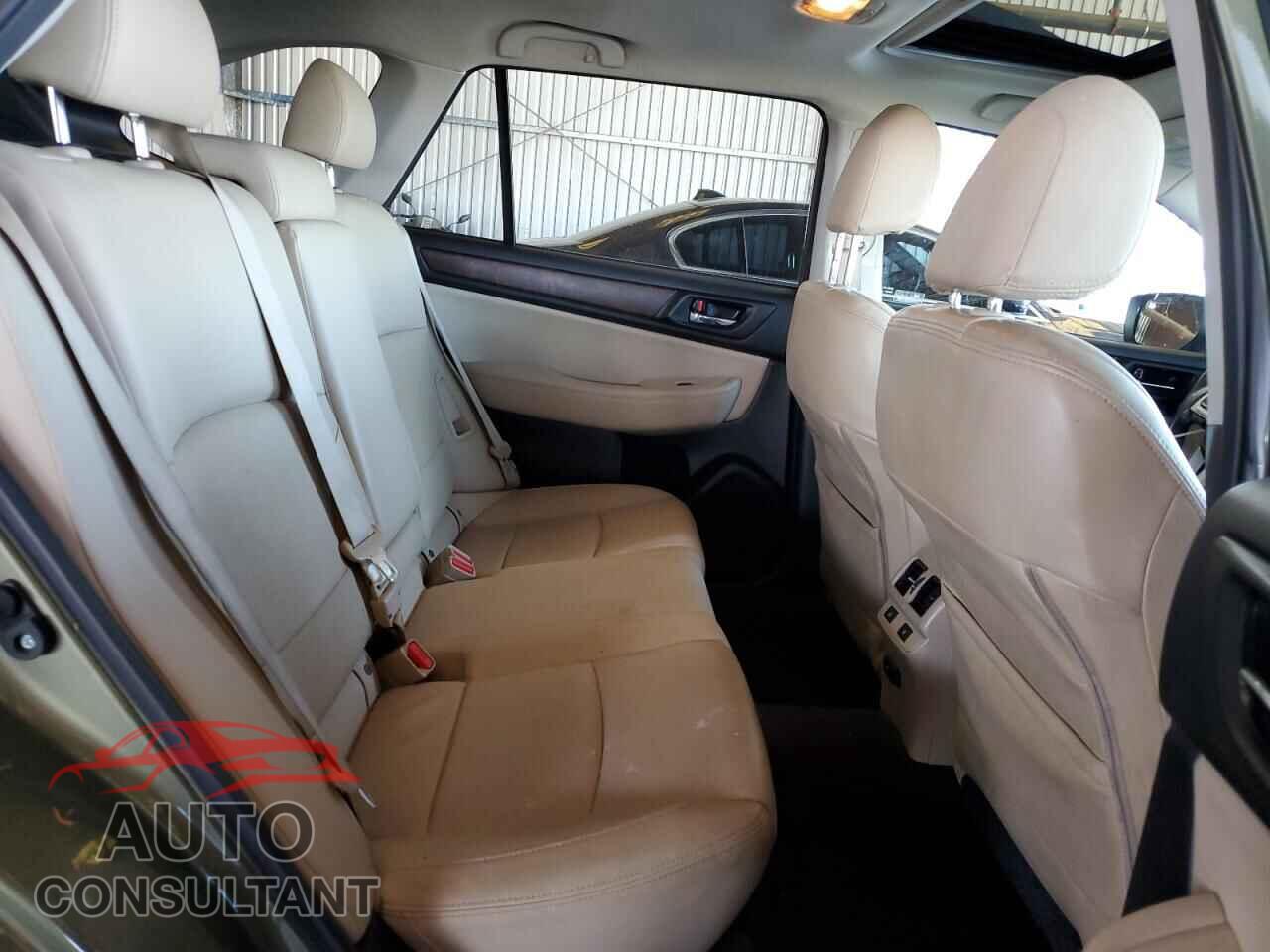 SUBARU OUTBACK 2015 - 4S4BSENC1F3335192