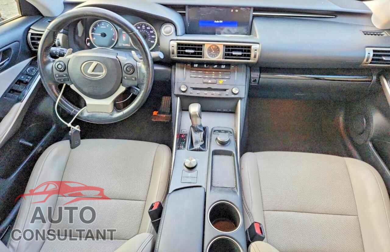 LEXUS IS 2016 - JTHBA1D26G5002158