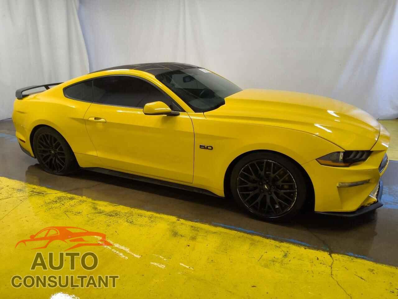 FORD MUSTANG 2018 - 1FA6P8CF5J5121024