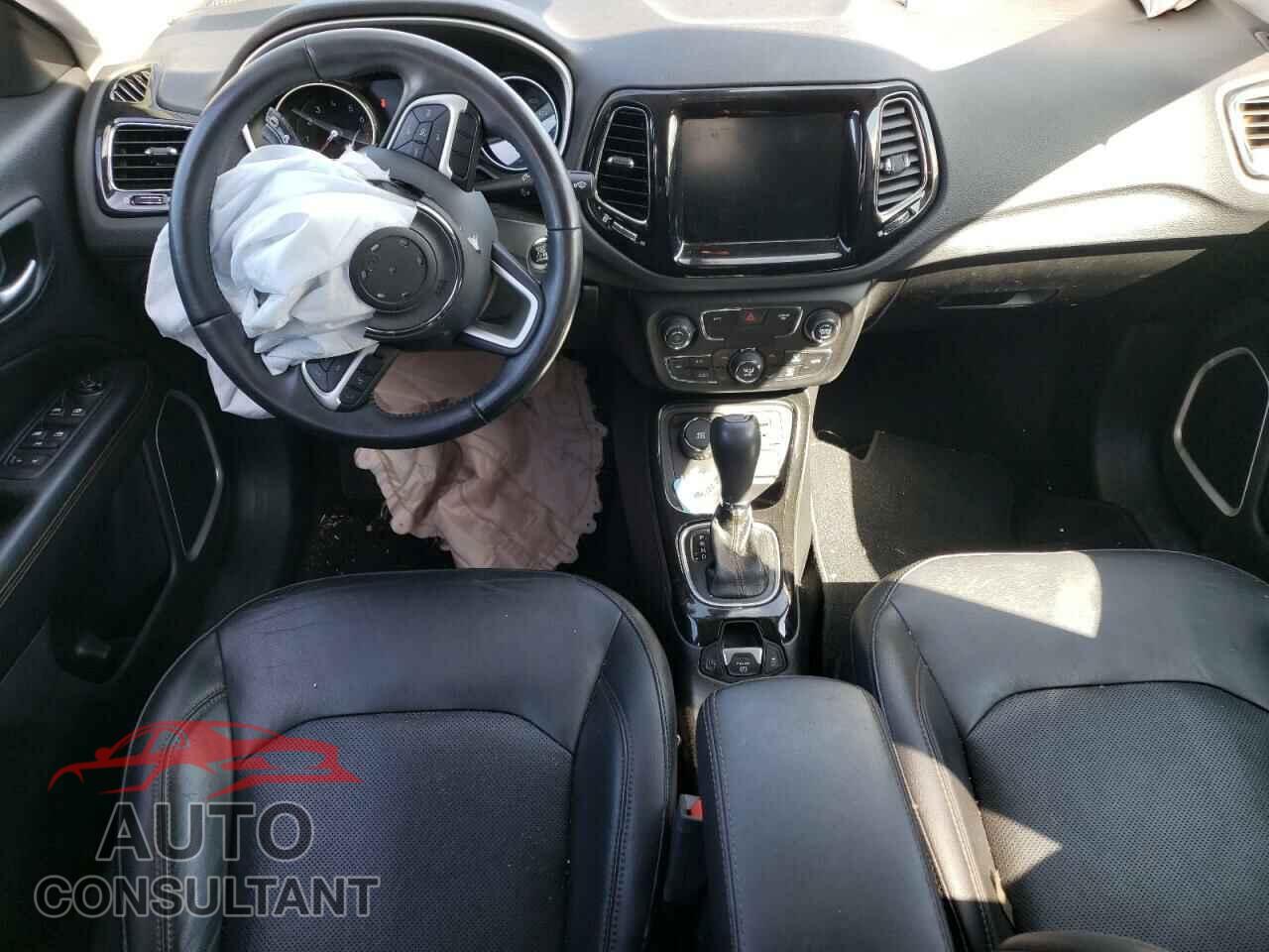 JEEP COMPASS 2019 - 3C4NJDCB6KT753514