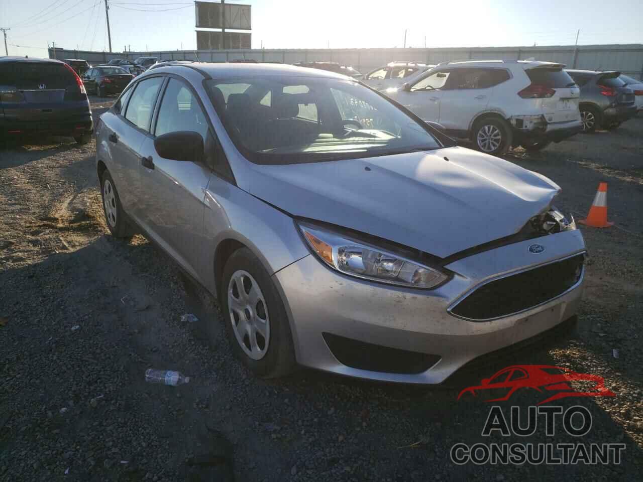 FORD FOCUS 2018 - 1FADP3E29JL243336