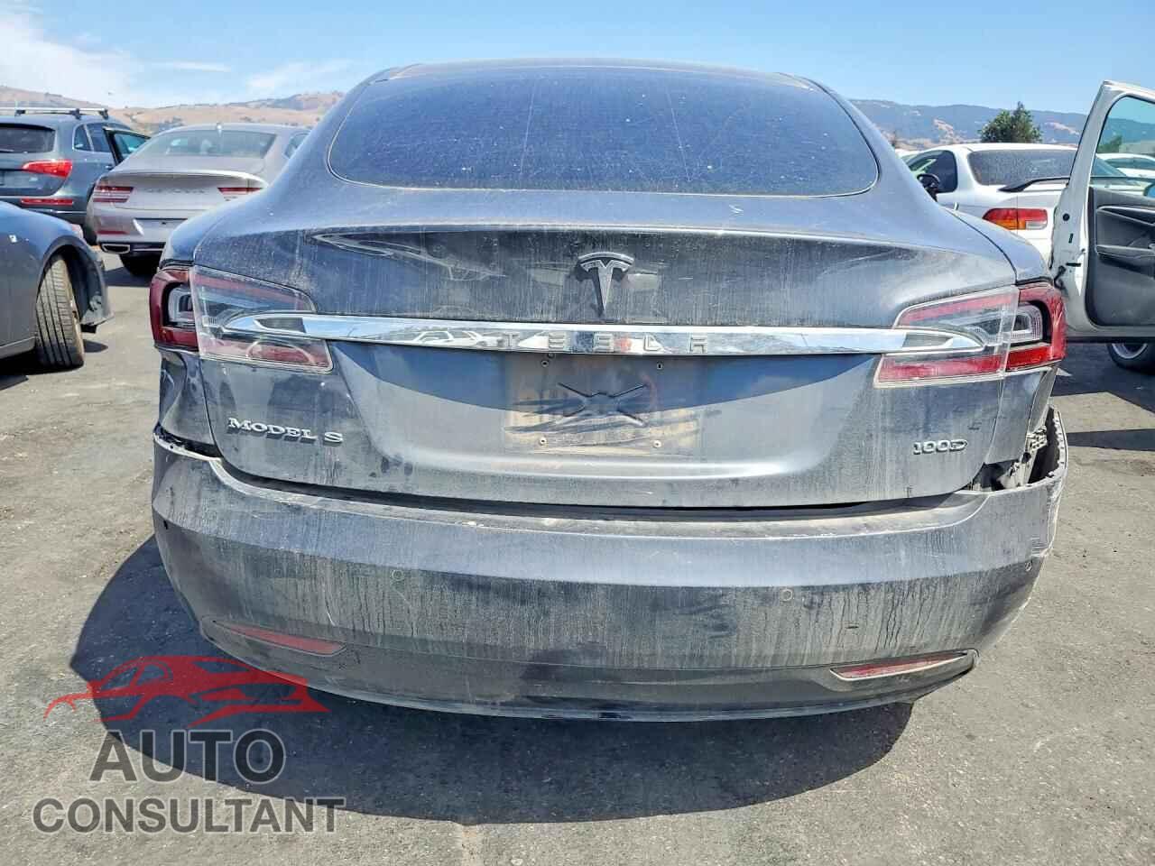 TESLA MODEL S 2017 - 5YJSA1E27HF213742