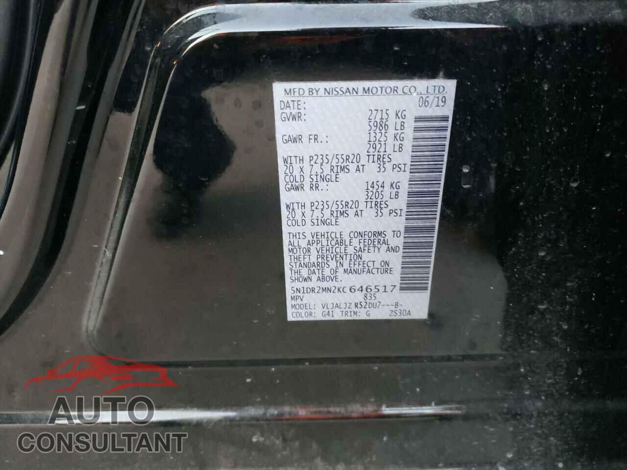 NISSAN PATHFINDER 2019 - 5N1DR2MN2KC646517