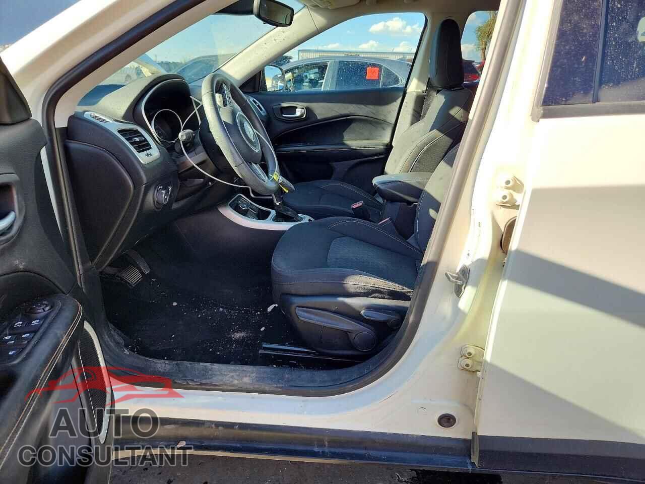JEEP COMPASS 2019 - 3C4NJDAB3KT674532