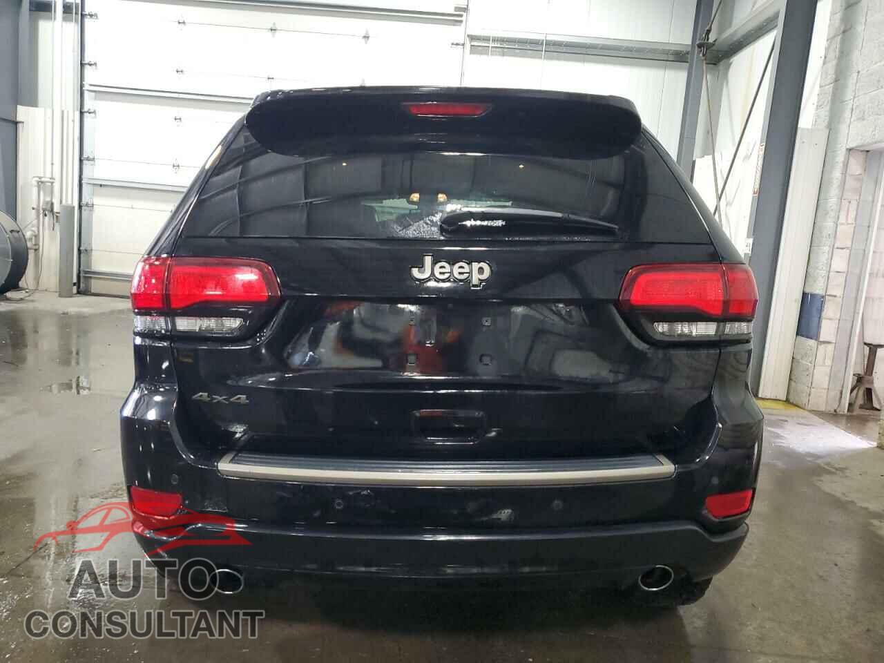 JEEP GRAND CHER 2017 - 1C4RJFBG2HC637595