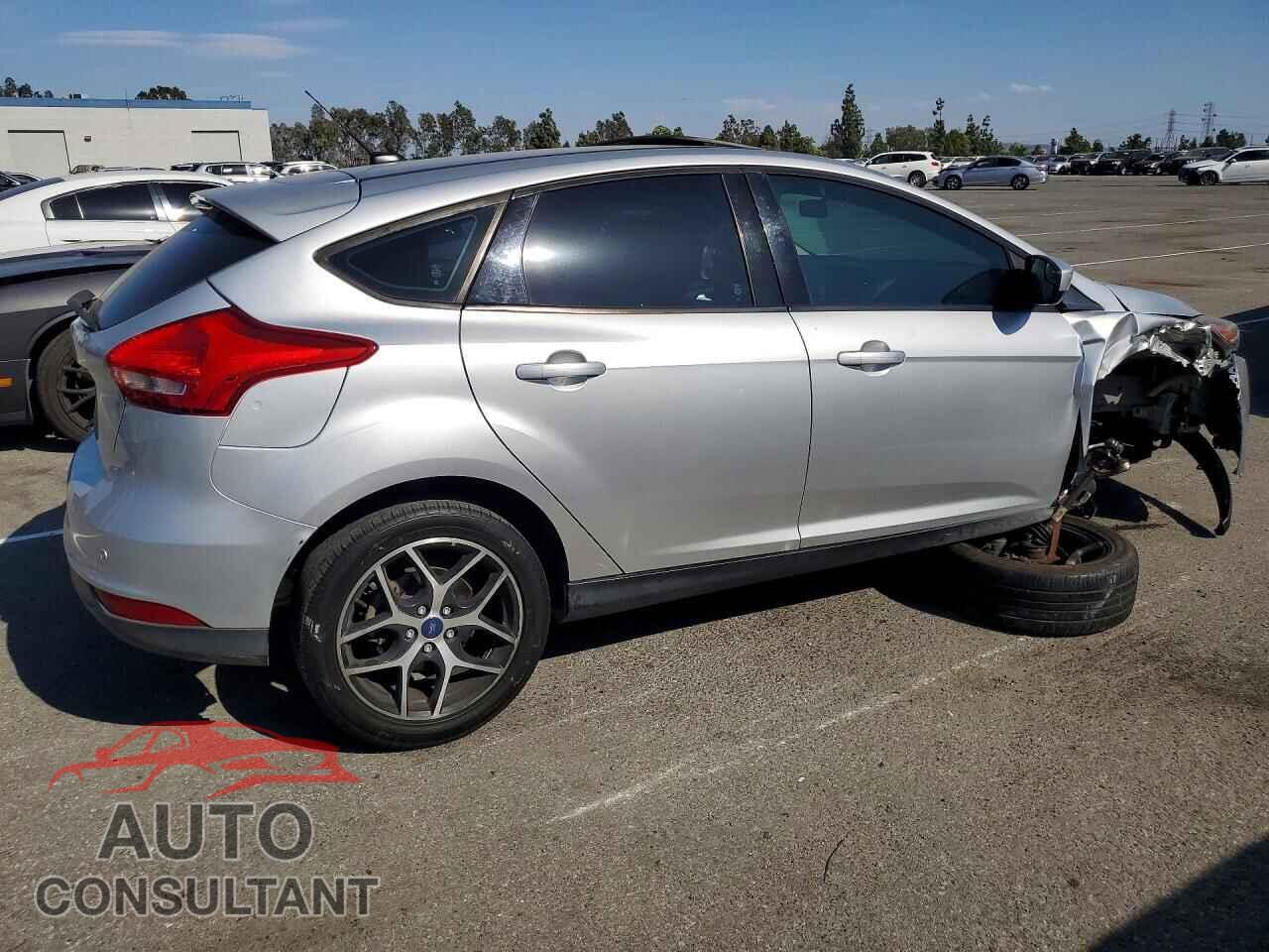 FORD FOCUS 2017 - 1FADP3M21HL290419