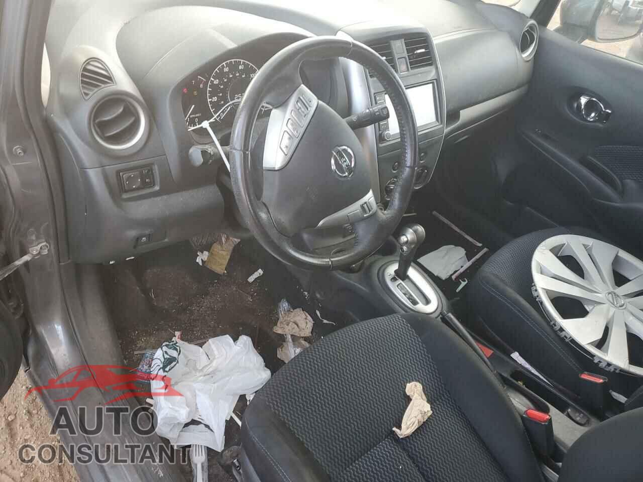 NISSAN VERSA 2019 - 3N1CE2CPXKL360047