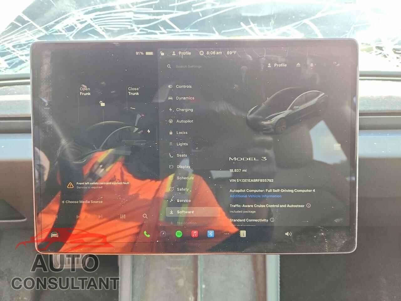 TESLA MODEL 3 2024 - 5YJ3E1EA8RF855792