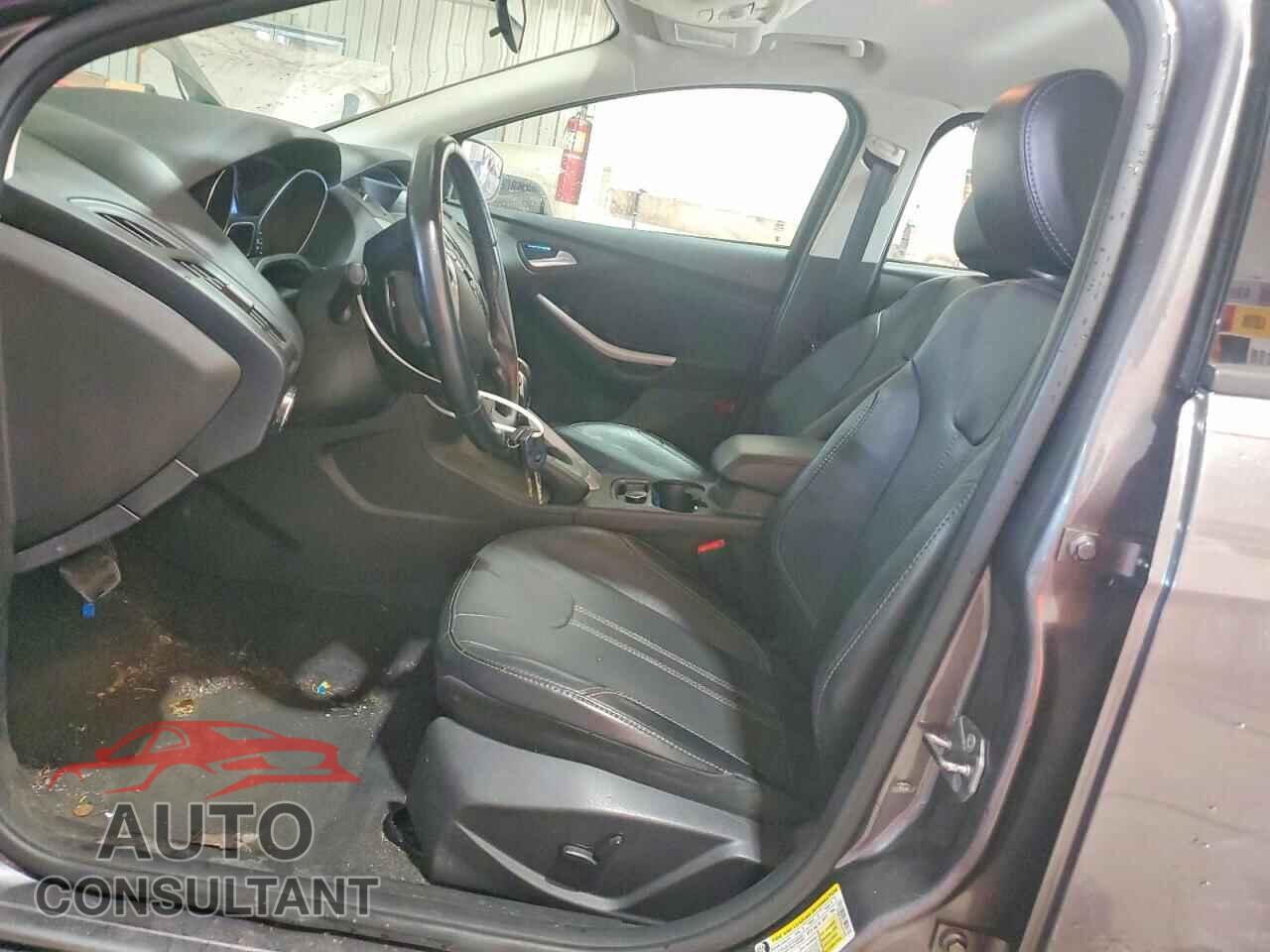 FORD FOCUS 2014 - 1FADP3K25EL262069