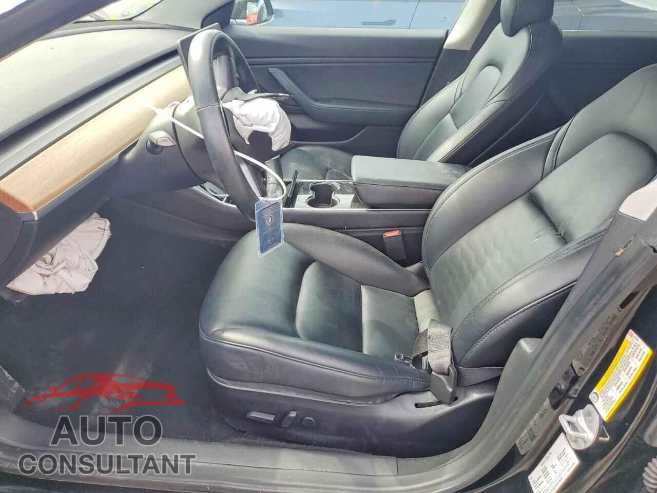 TESLA MODEL 3 2019 - 5YJ3E1EA4KF325700