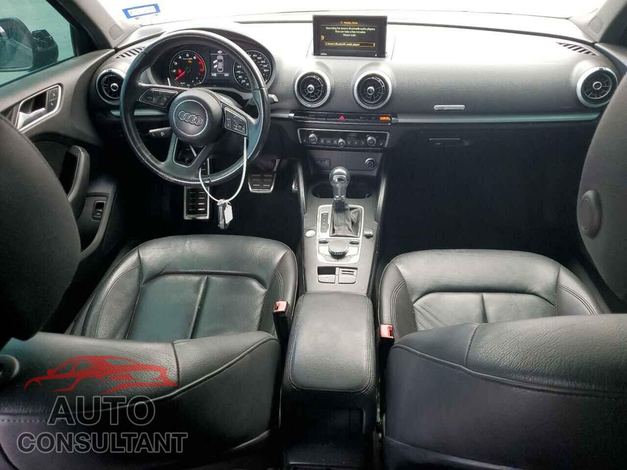AUDI A3 2017 - WAUAUGFF8H1036373