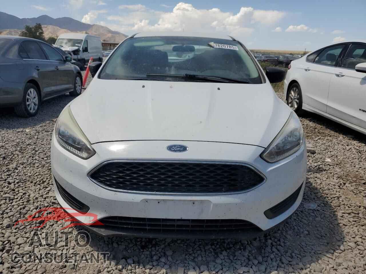 FORD FOCUS 2016 - 1FADP3E29GL203489