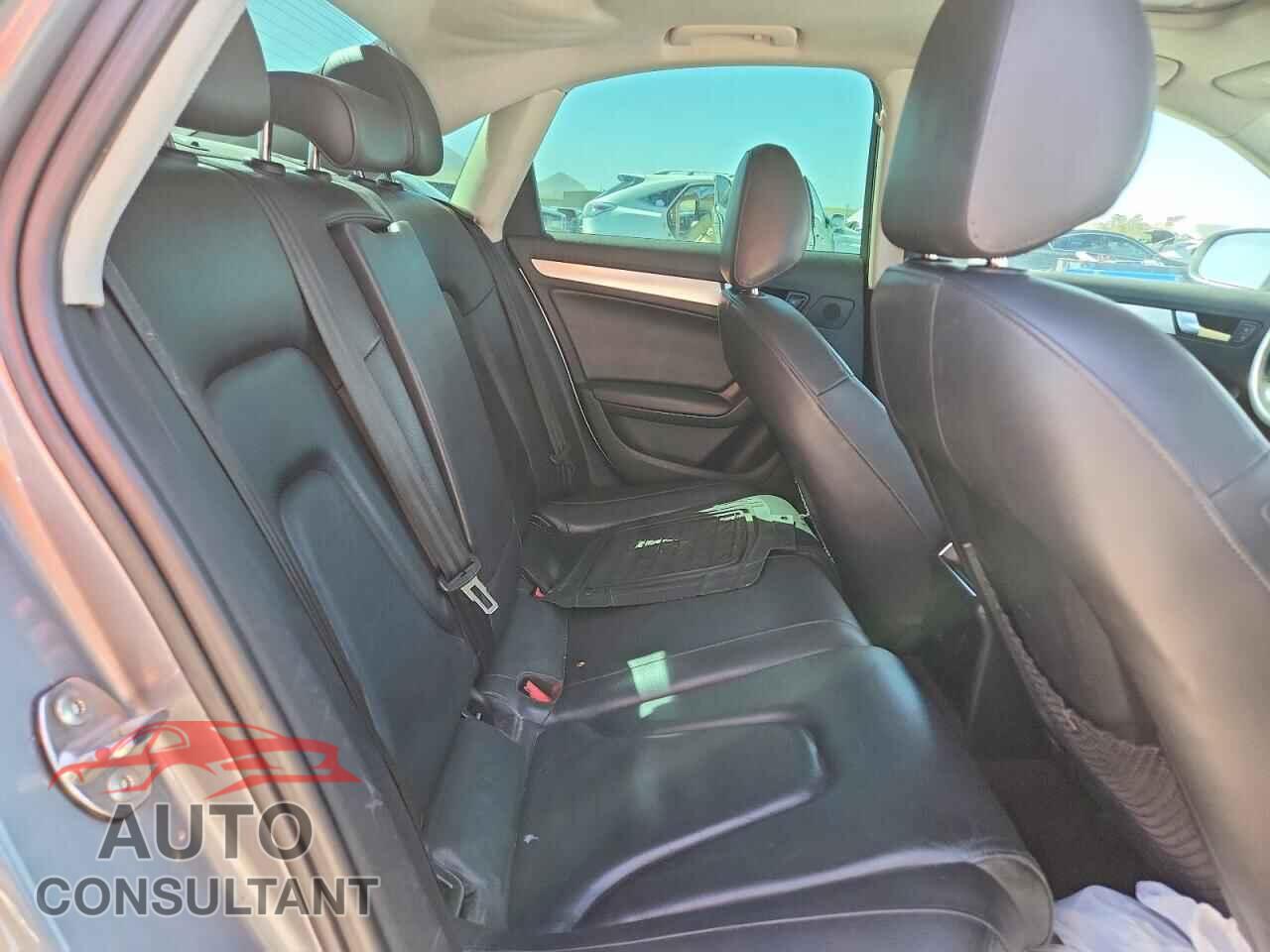 AUDI A4 2011 - WAUAFAFL7BN010487