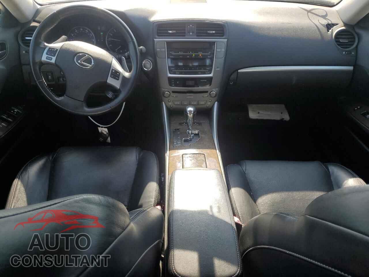 LEXUS IS 2012 - JTHCF5C23C5057255