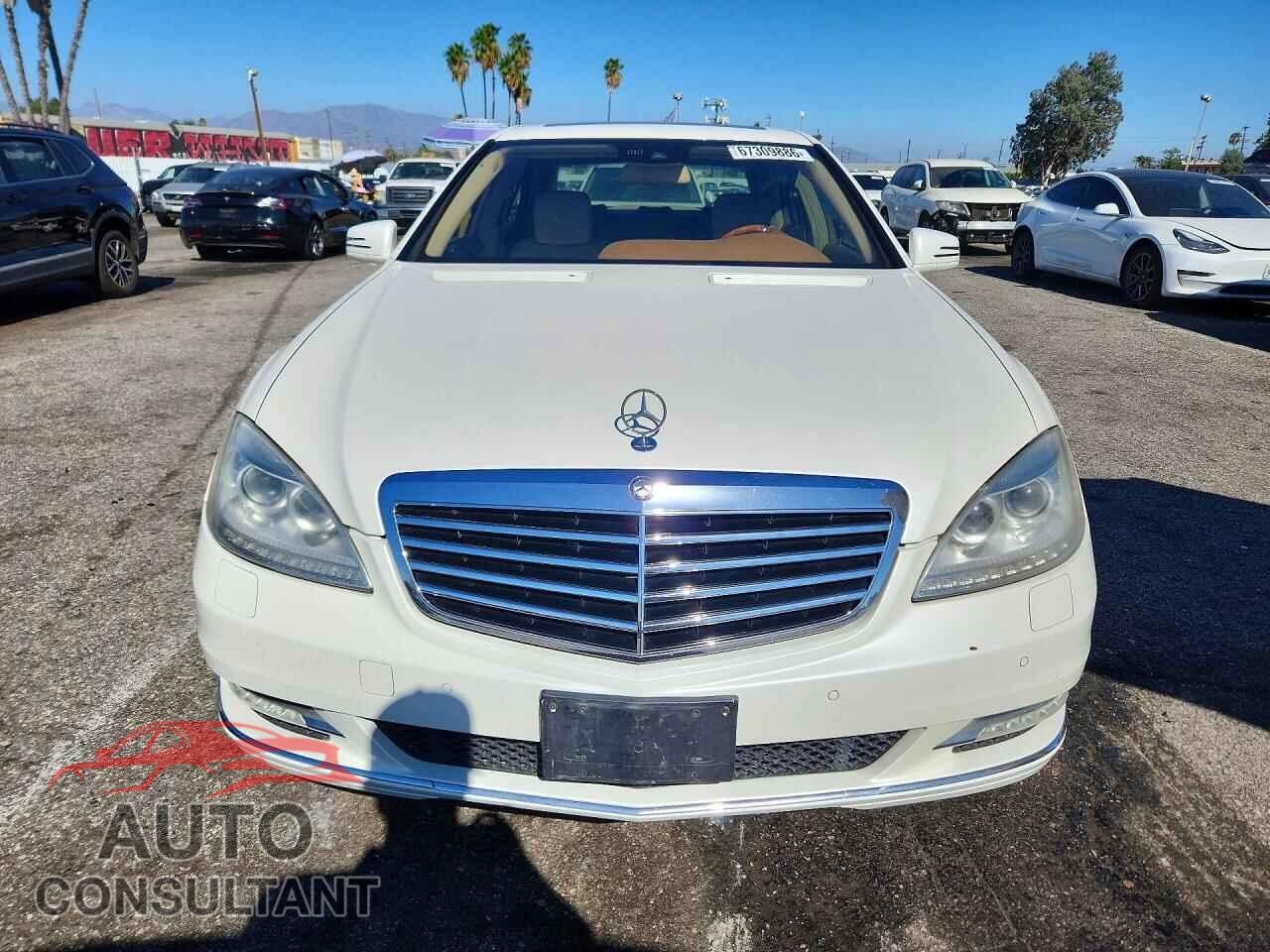 MERCEDES-BENZ S-CLASS 2011 - WDDNG7BB6BA379873