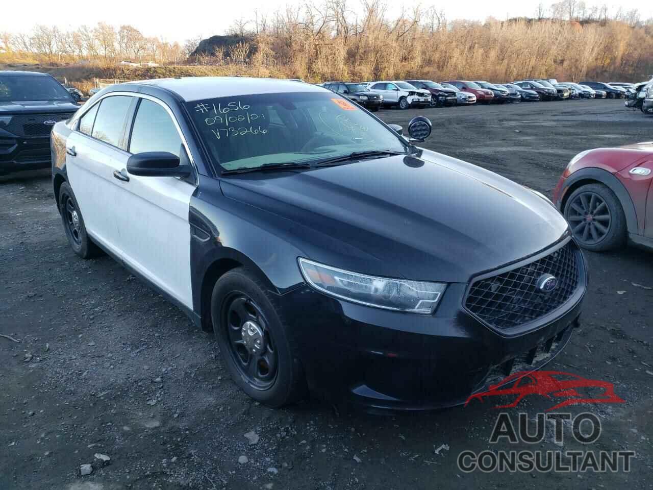 FORD TAURUS 2019 - 1FAHP2MK7KG109156