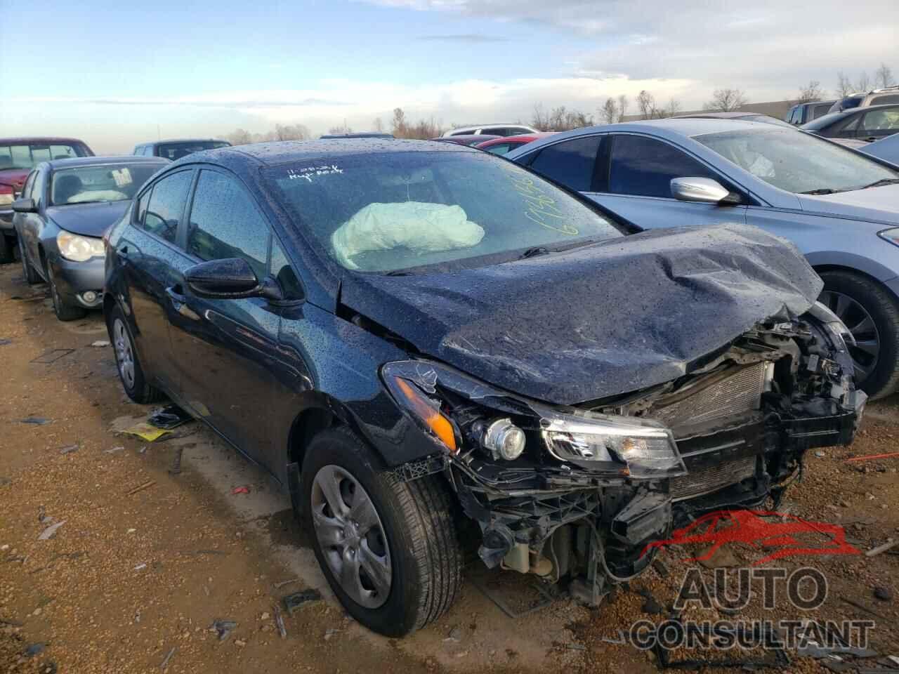 KIA FORTE 2018 - 3KPFK4A74JE283535