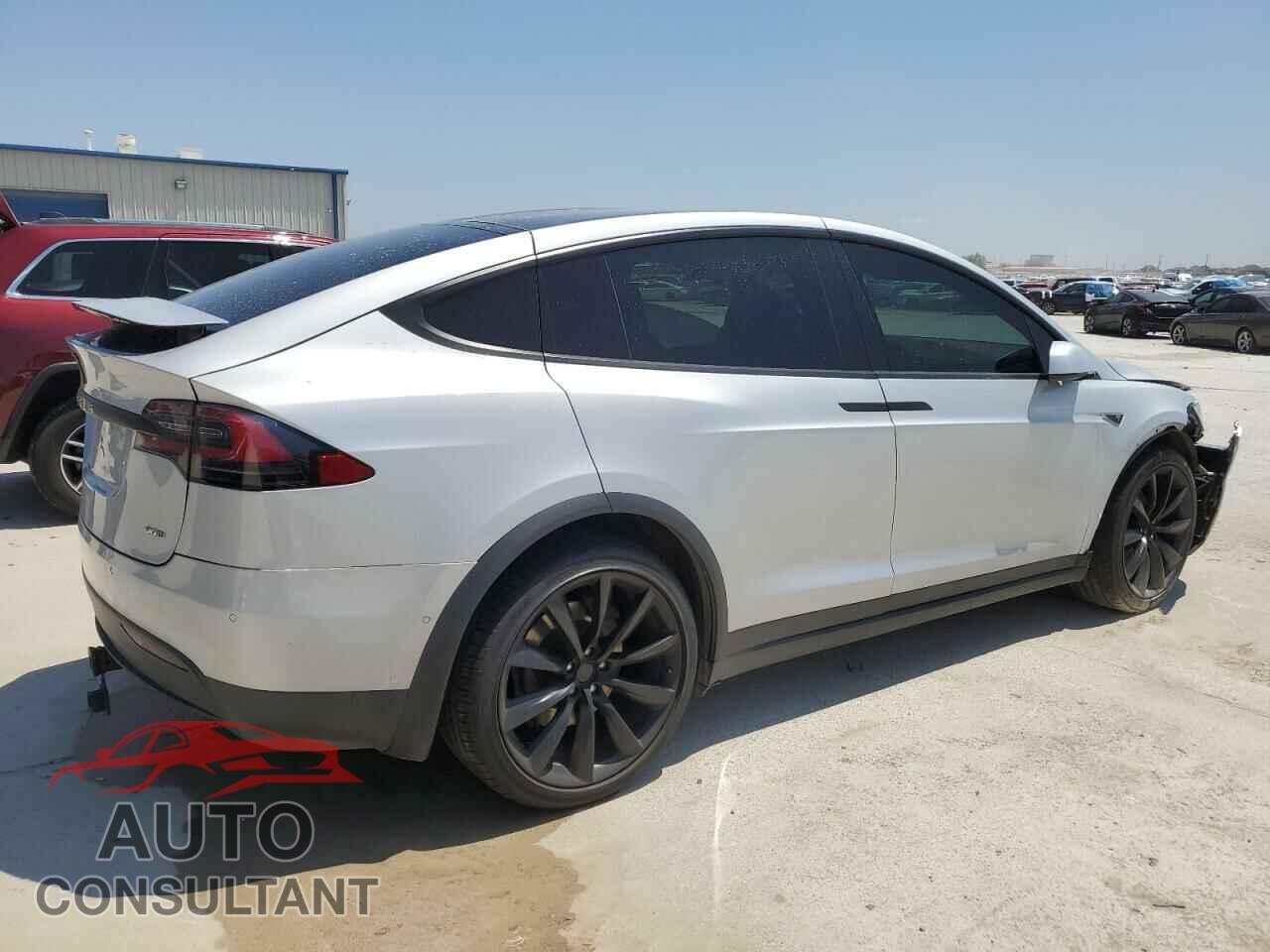 TESLA MODEL X 2016 - 5YJXCAE26GF007987