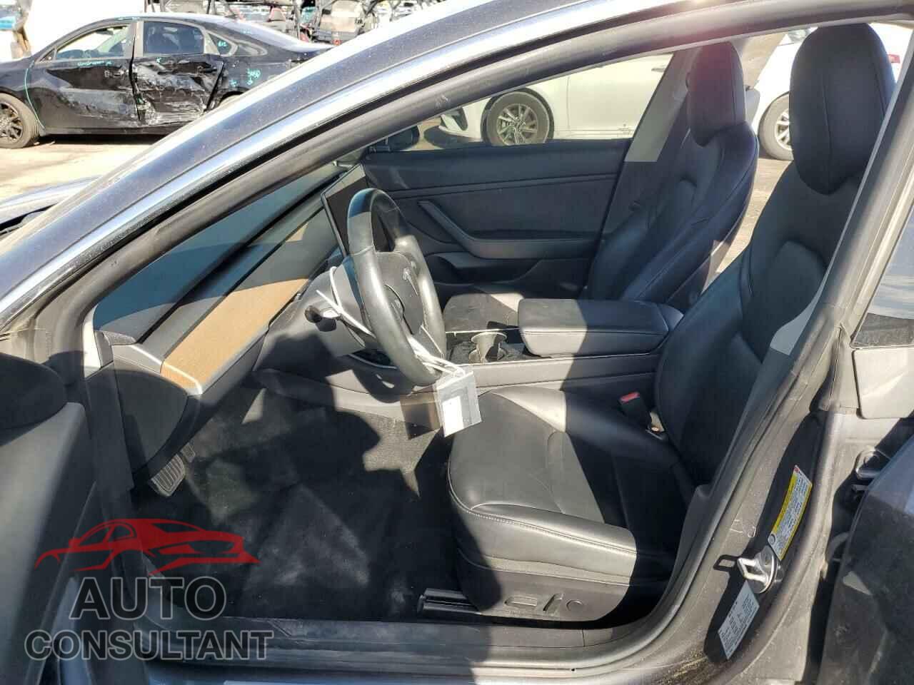 TESLA MODEL 3 2019 - 5YJ3E1EA6KF396400