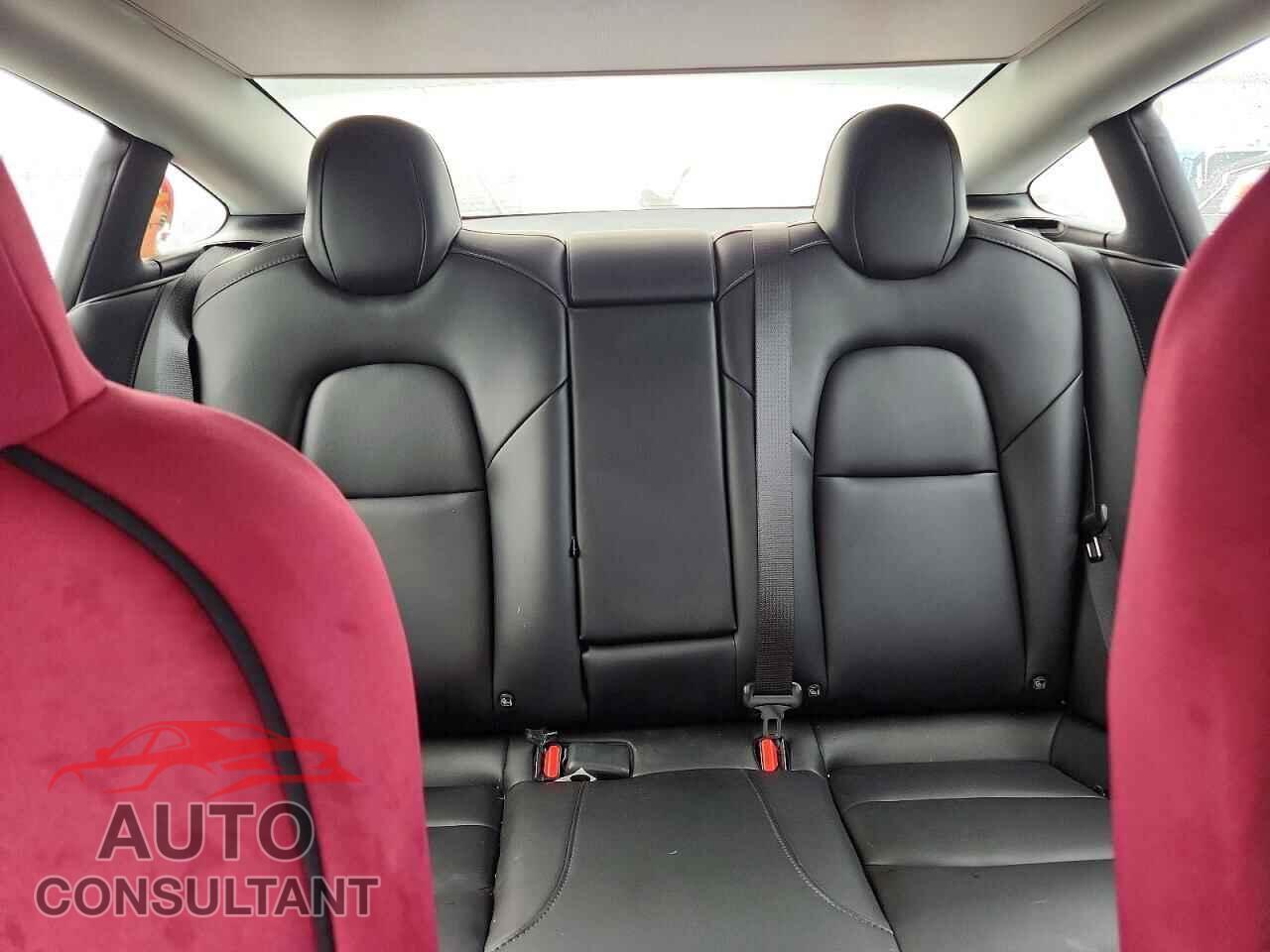 TESLA MODEL 3 2023 - 5YJ3E1EA5PF675604