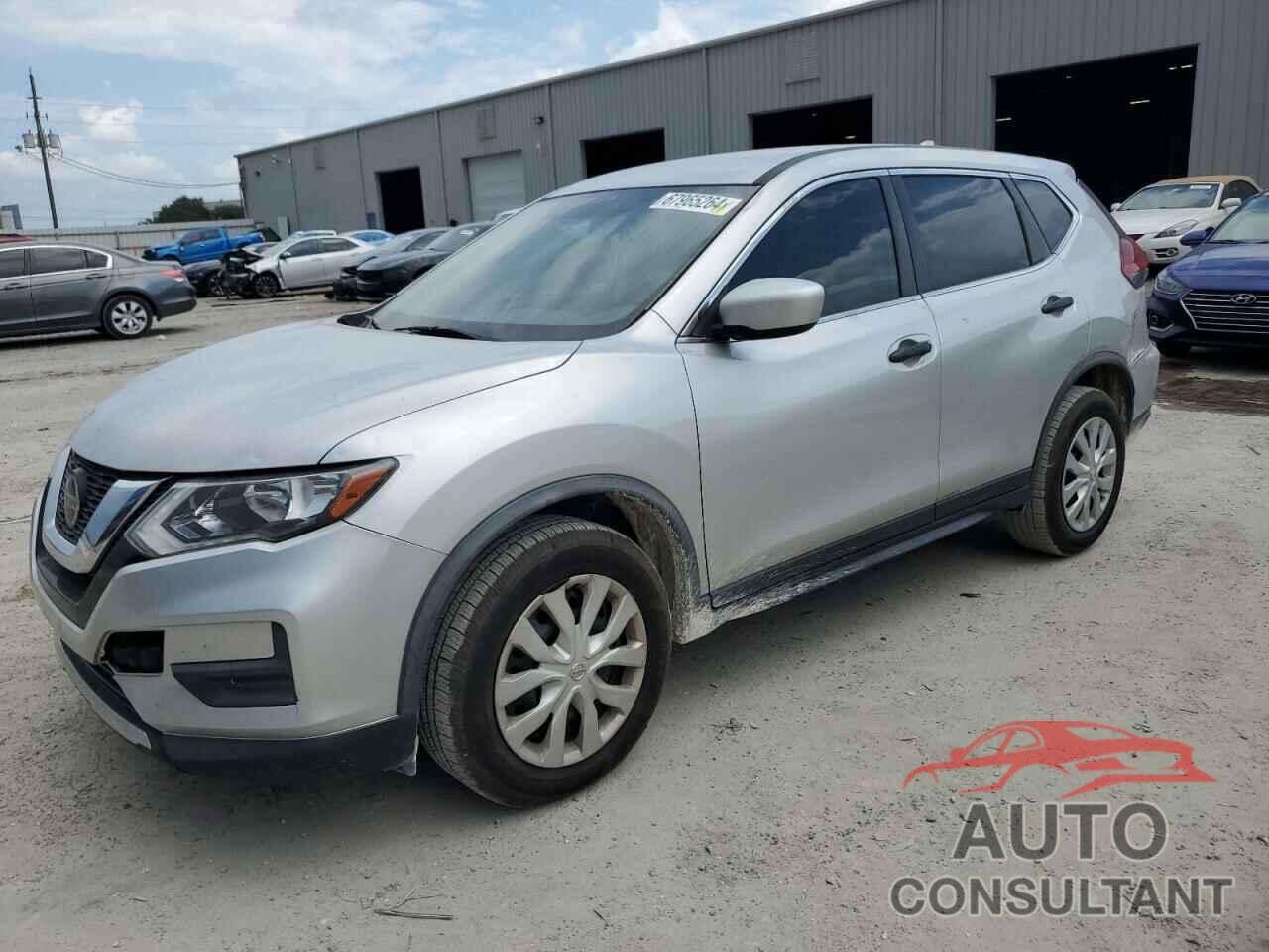 NISSAN ROGUE 2018 - JN8AT2MVXJW300130