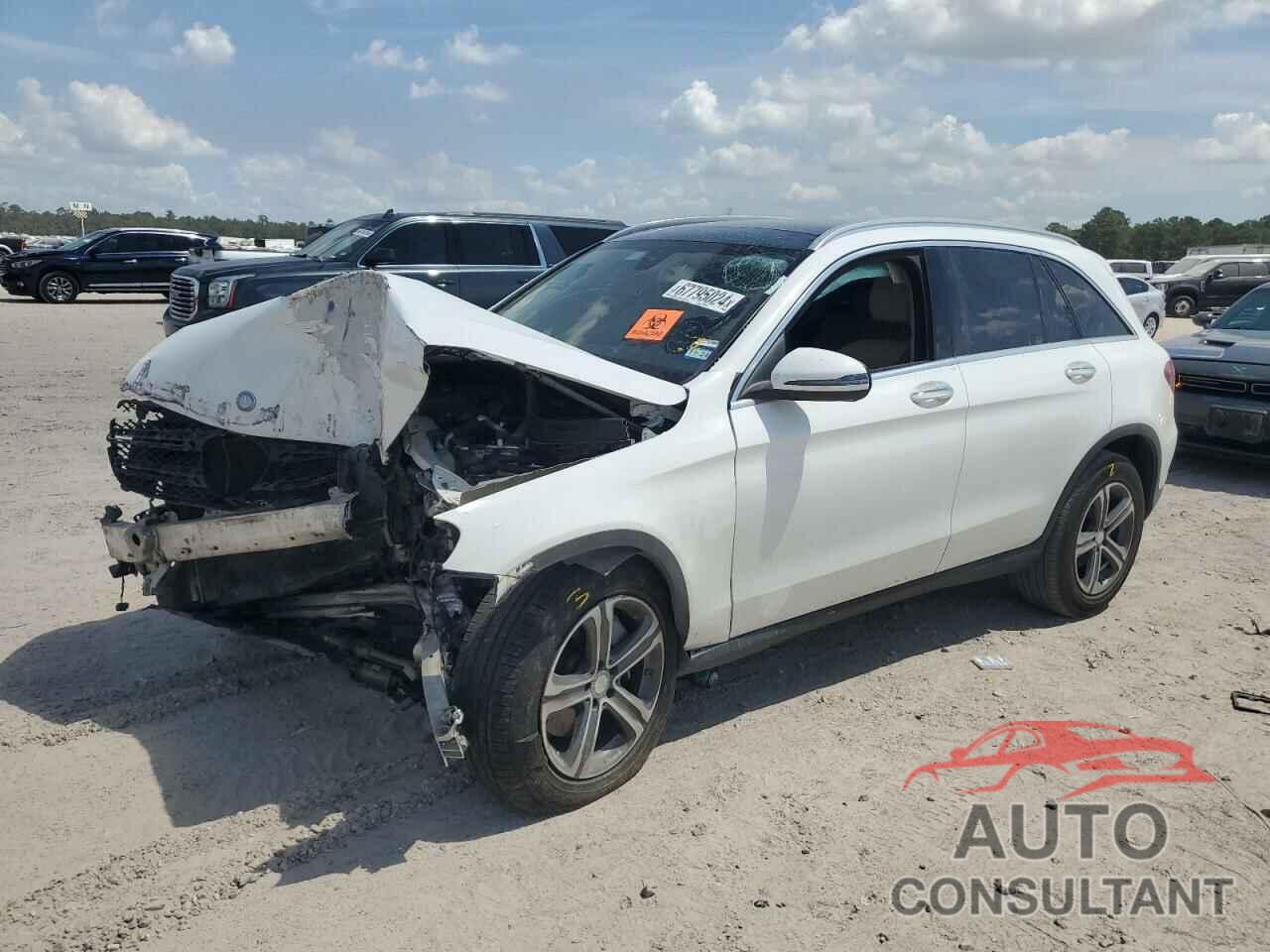 MERCEDES-BENZ GLC-CLASS 2017 - WDC0G4JB0HF164516