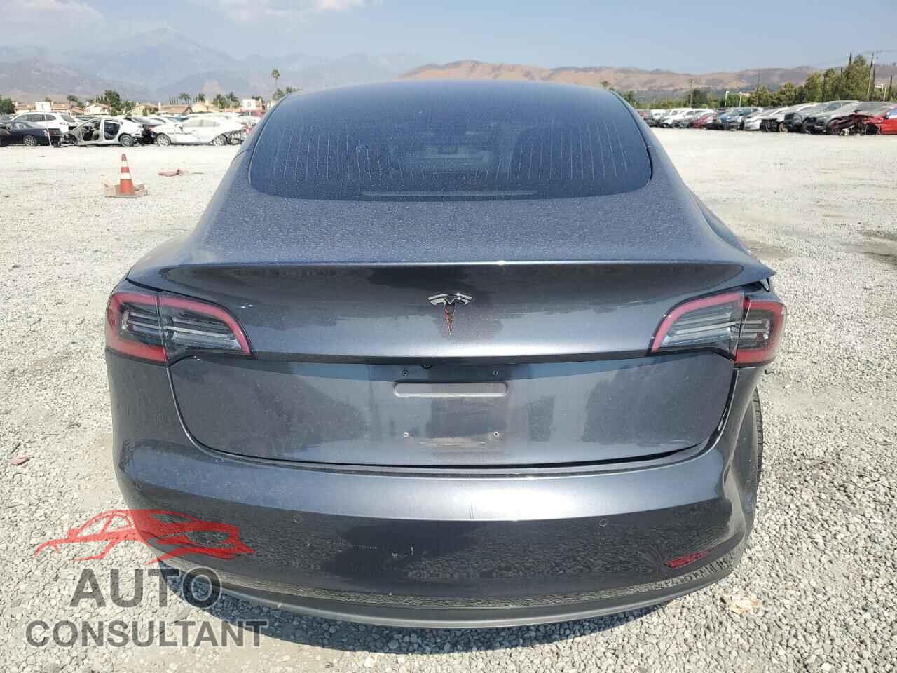 TESLA MODEL 3 2018 - 5YJ3E1EA2JF009484