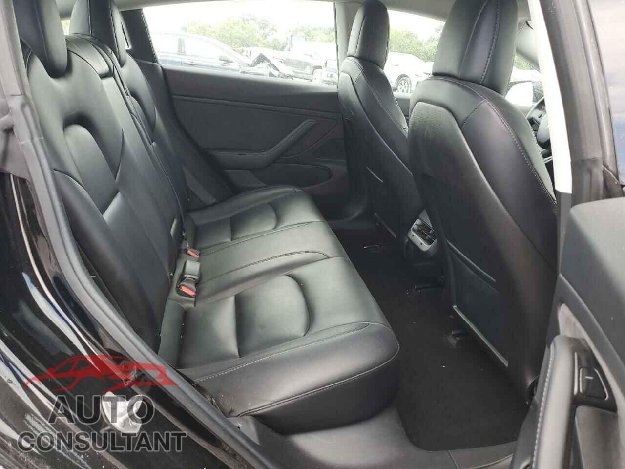 TESLA MODEL 3 2018 - 5YJ3E1EA2JF151804