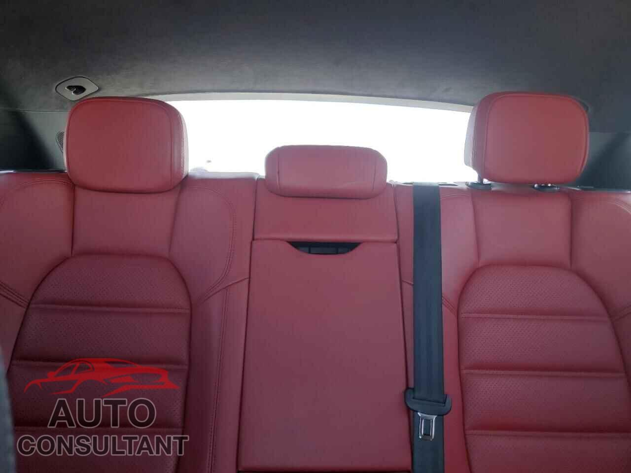 PORSCHE MACAN 2017 - WP1AF2A58HLB60225
