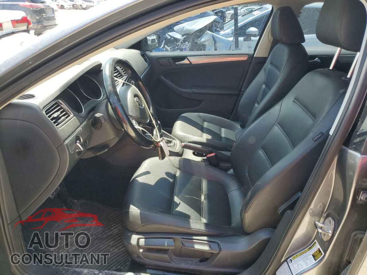 VOLKSWAGEN JETTA 2017 - 3VWDB7AJ7HM222164